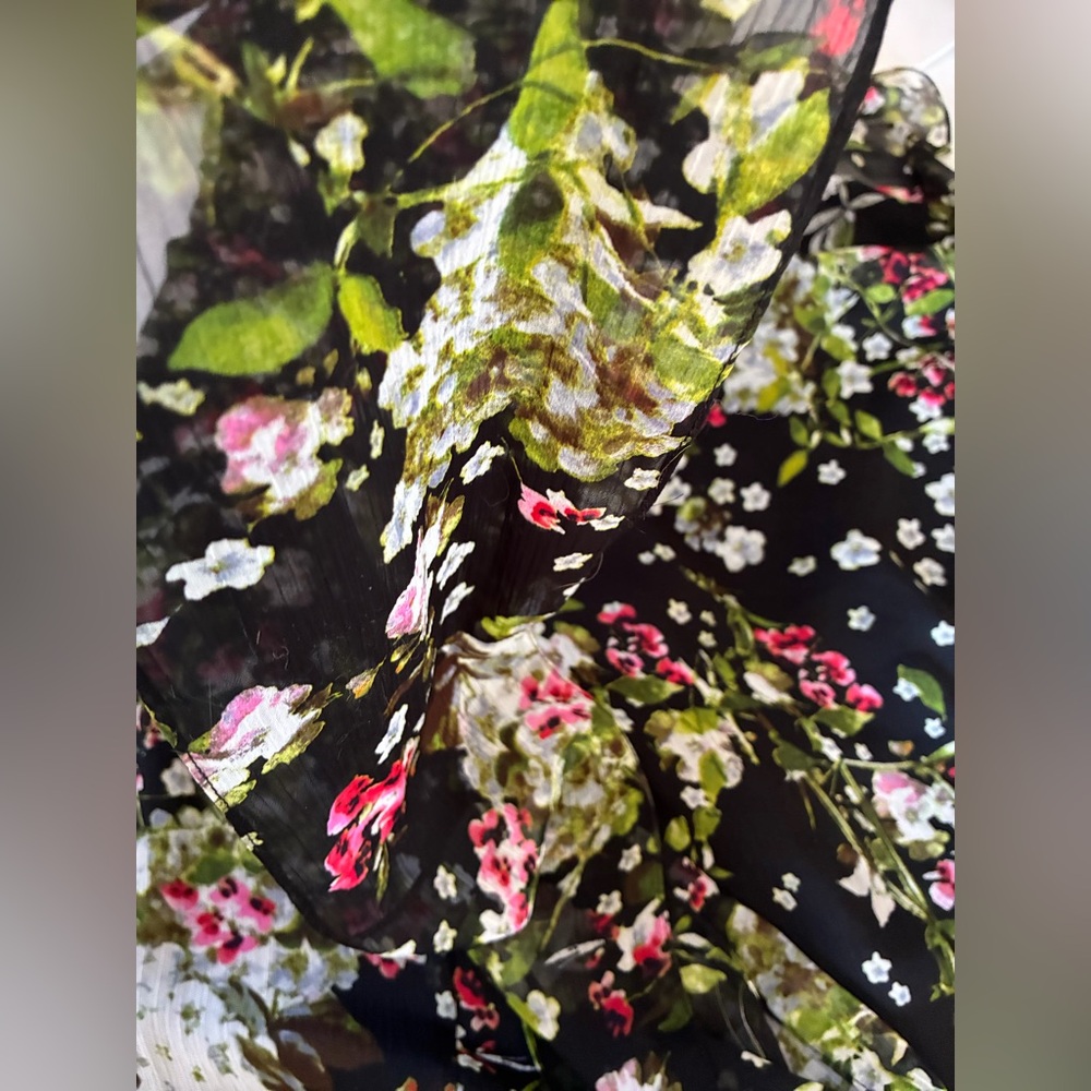Vintage Floral Ruffle Midi Dress - Black Floral - Picture 14 of 15